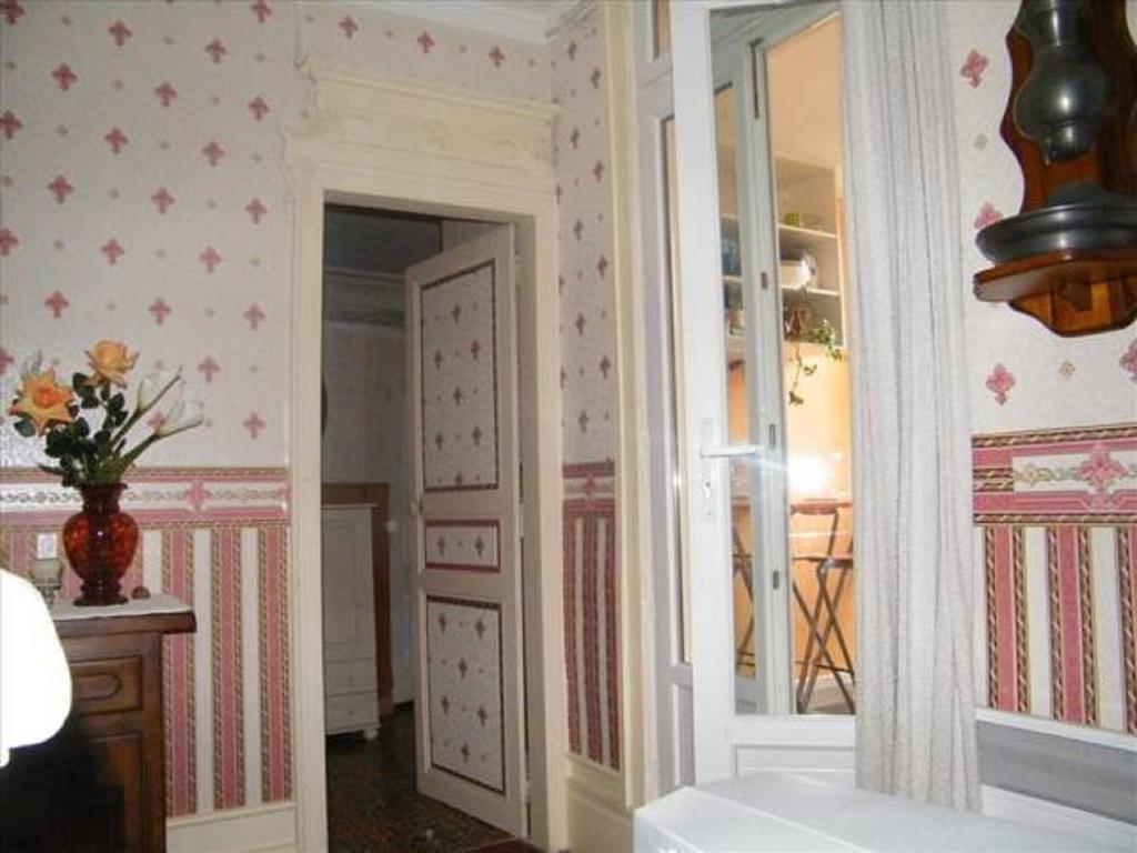 Chambres D'Hotes La Maison Sur Le Port Mèze Rom bilde